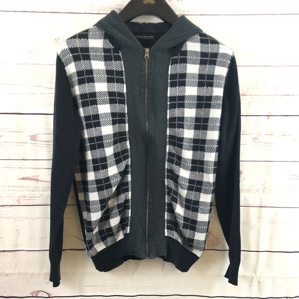 Forever 21 hoodie - Picture 2 of 8